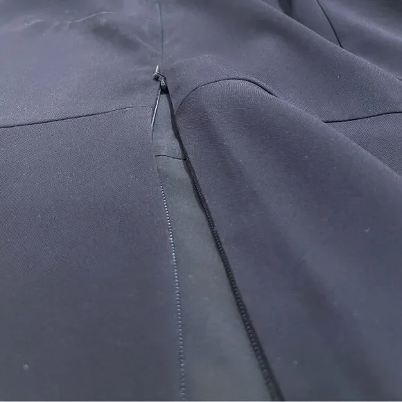 🔵 Talbots Navy Sleeveless Peplum Top – Rounded Neck – Size 6 - Picture 10 of 10